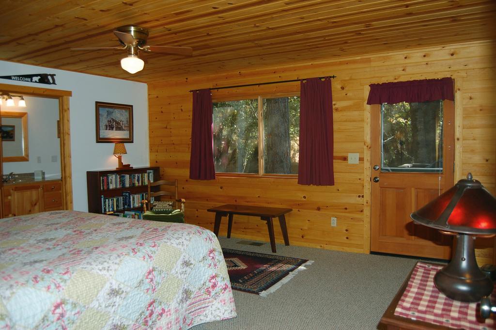 9N Fox Hollow Wawona Exterior photo