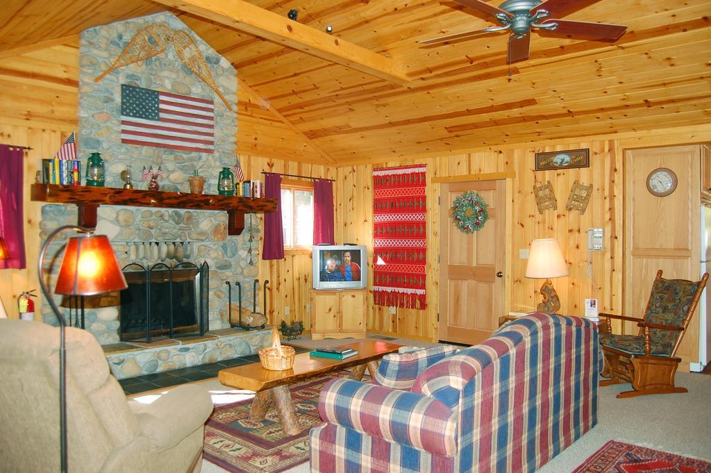 9N Fox Hollow Wawona Exterior photo